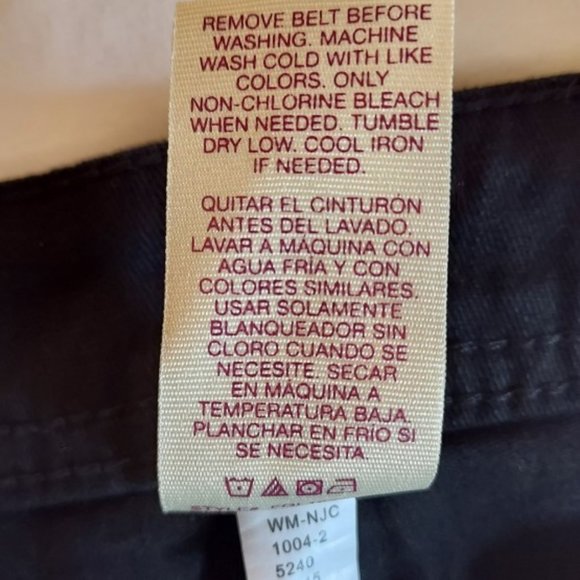 Faded Glory Black Denim 5 Pocket Cuff Capri Jeans Size 6 NWOT - Picture 7 of 7